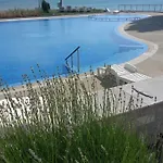 Direkt Am Pool * פומורי